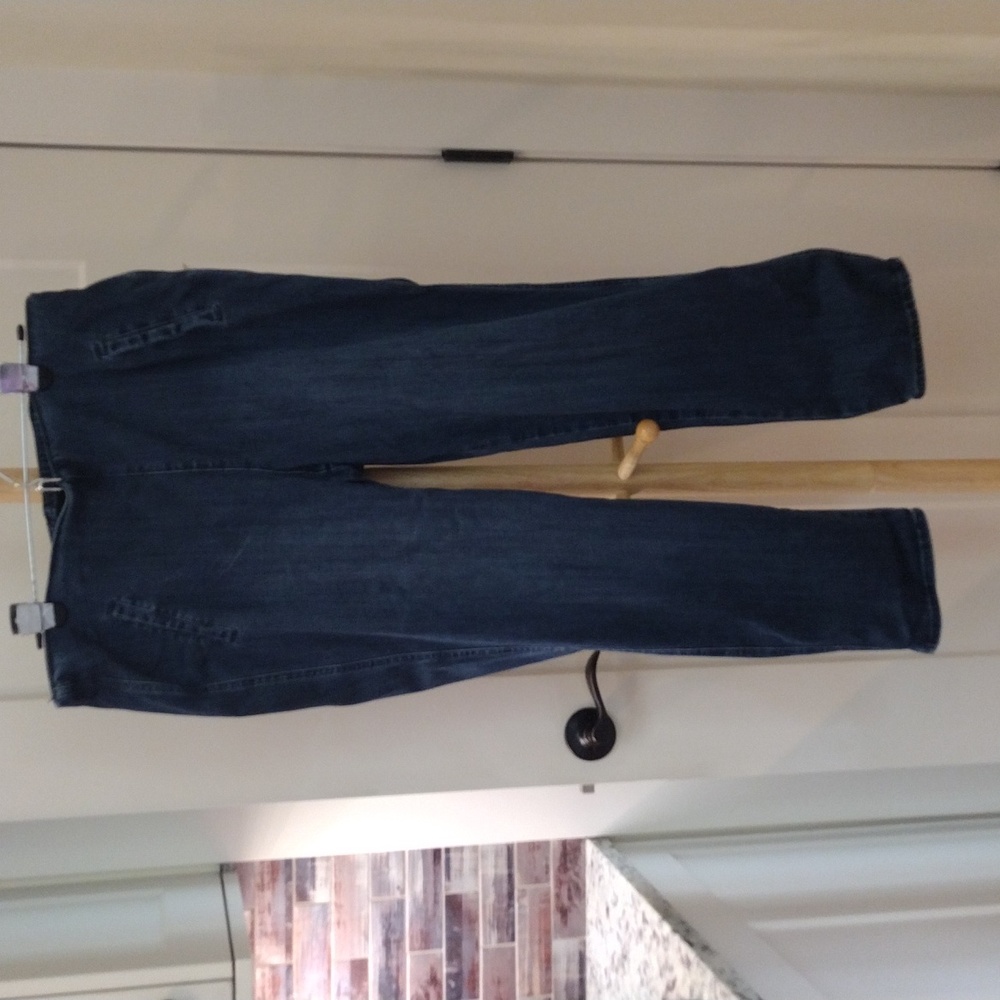 Chicos Juliette Denim pull on jeans